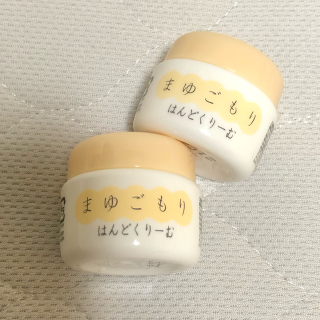 数々の賞を受賞 よーじや ハンドクリーム まゆごもり