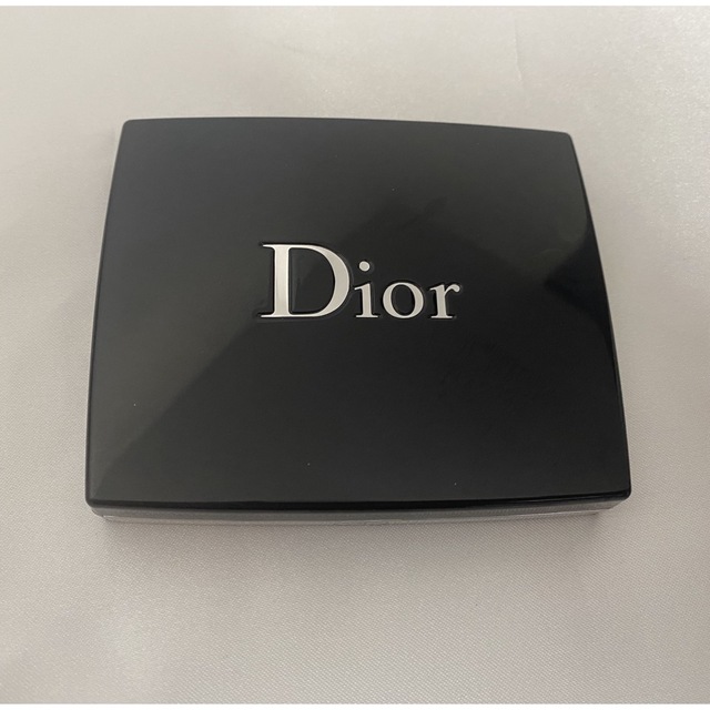 Dior(ディオール)のDIOR サンククルールクチュール859 アイシャドウ　コスメ　ディオール コスメ/美容のベースメイク/化粧品(アイシャドウ)の商品写真