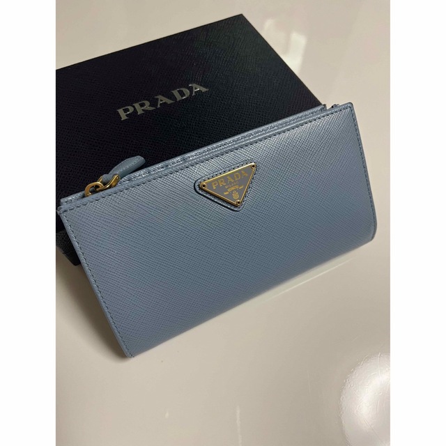 新作　96800円　現行品　PRADA プラダ　ミニ財布　二つ折財布　水色