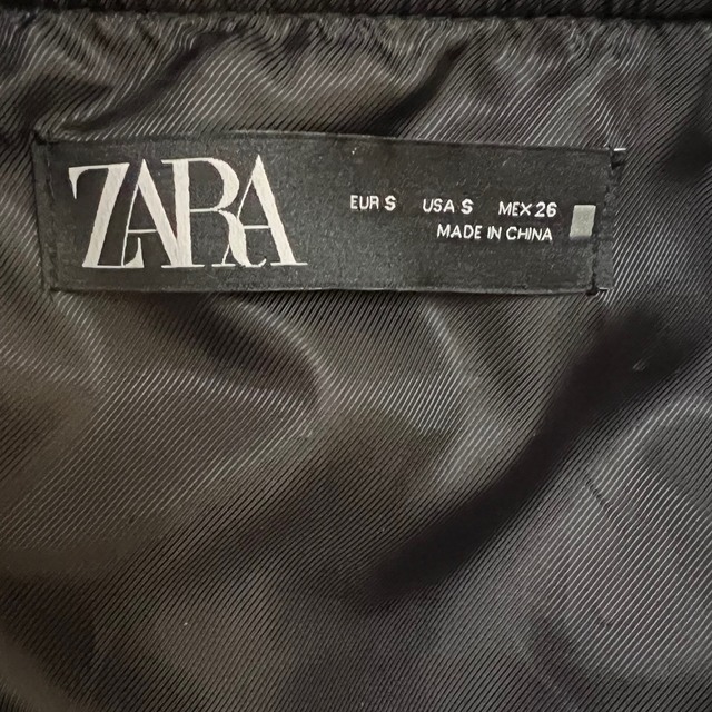 新品未使用！Sサイズ　ZARA コントラストパフジャケット 2