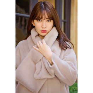 Her lip to Faux Fur Reversible Coat 小嶋陽菜