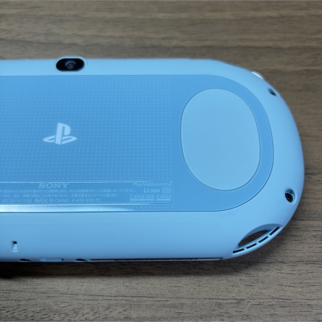 PlayStation Vita(プレイステーションヴィータ)の★限定★PlayStationVITA  バリューパック ライトブルー/ホワイト エンタメ/ホビーのゲームソフト/ゲーム機本体(携帯用ゲーム機本体)の商品写真