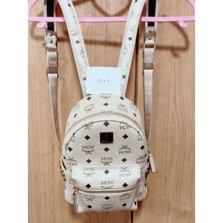 MCM - ruru様専用♡【保証書付き正規品】MCM♡バックパック(M)の通販