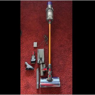 ダイソン(Dyson)のdyson Fluffy V10 SV12 サイクロン掃除機 送料込み！(掃除機)