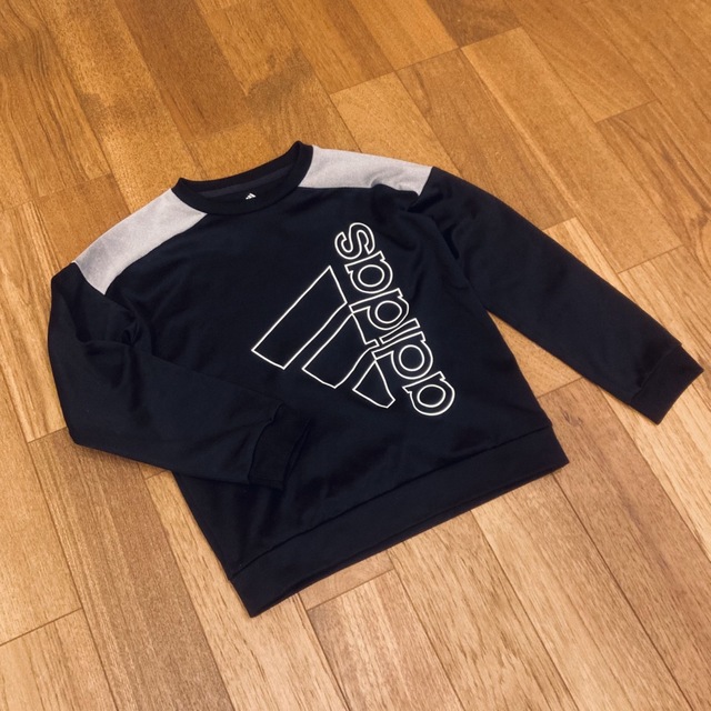 アイテム勢ぞろい adidas アディダス 長袖トレーナー 140センチ トップス(トレーナー) アイテム勢ぞろい adidas アディダス 長袖トレーナー 140センチ トップス(トレーナー)