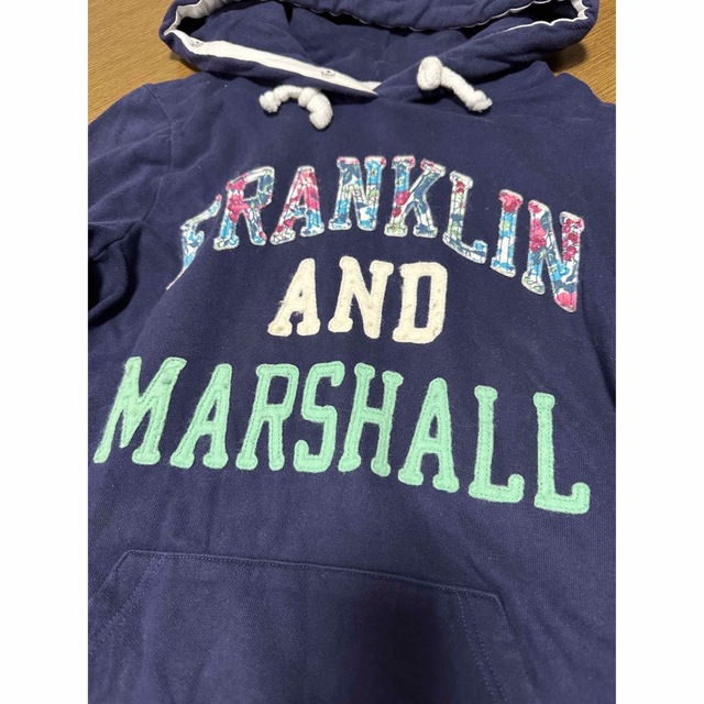 FRANKLIN&MARSHALL(フランクリンアンドマーシャル)のフランクリン＆マーシャル⭐︎ワッペン　裏起毛　スウェットパーカー レディースのトップス(パーカー)の商品写真