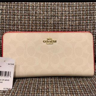 コーチ(COACH)の814  コーチ　長財布　ホワイト×ピンクカラー(財布)