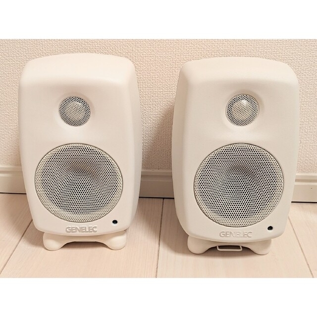 8010AW ペア+スタンドつき / GENELEC-