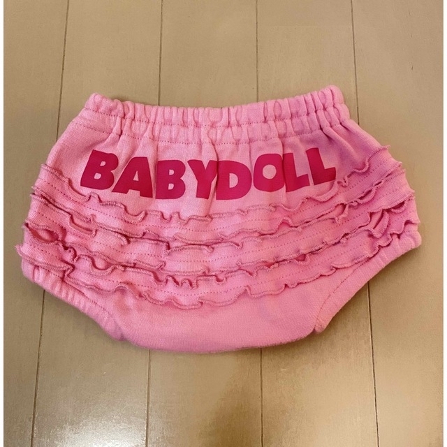 BABYDOLL(ベビードール)のHimawari⭐︎様専用　ベビードール　ワンピース  90  おまけ付 キッズ/ベビー/マタニティのキッズ服女の子用(90cm~)(ワンピース)の商品写真