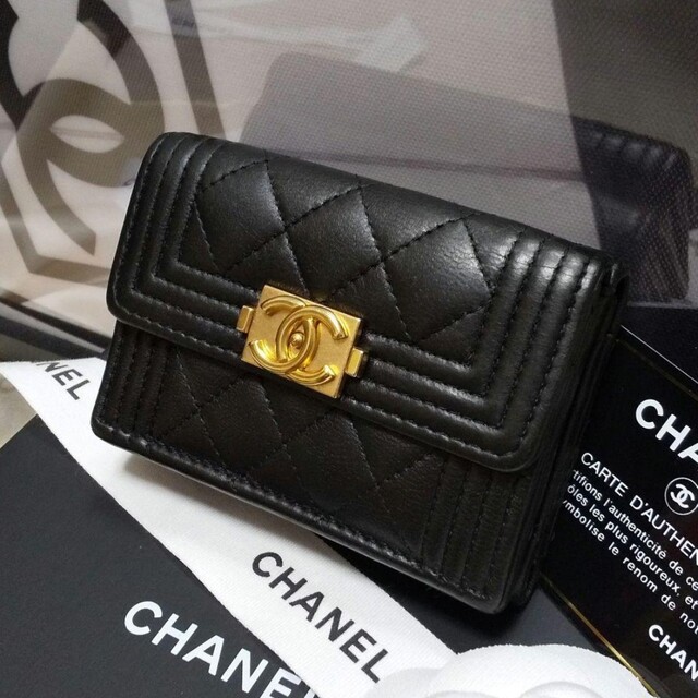 CHANEL(シャネル)の専用★正規品 超美品★CHANEL ボーイシャネル 財布 レディースのファッション小物(財布)の商品写真