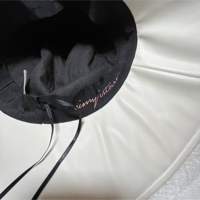 eimy istoire(エイミーイストワール)の【最終お値下げ】Eimy istoire ♡ エコレザーチュールバケットハット レディースの帽子(ハット)の商品写真