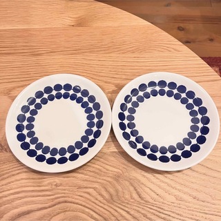 イケア(IKEA)の丸皿(食器)