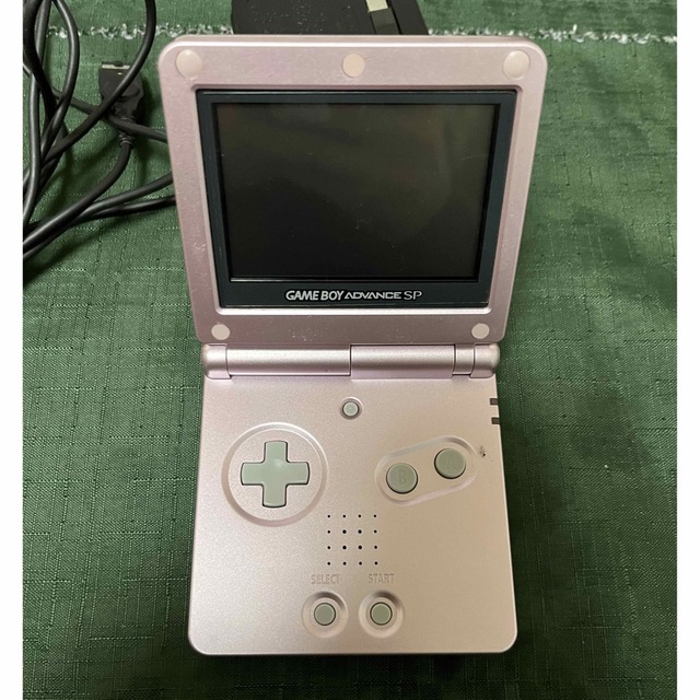 任天堂(ニンテンドウ)の【中古品】ゲームボーイアドバンスSP パールピンク エンタメ/ホビーのゲームソフト/ゲーム機本体(携帯用ゲーム機本体)の商品写真