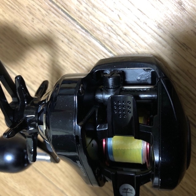 SHIMANO(シマノ)のシマノ 炎月CT150HG 【ジャンク】 スポーツ/アウトドアのフィッシング(リール)の商品写真