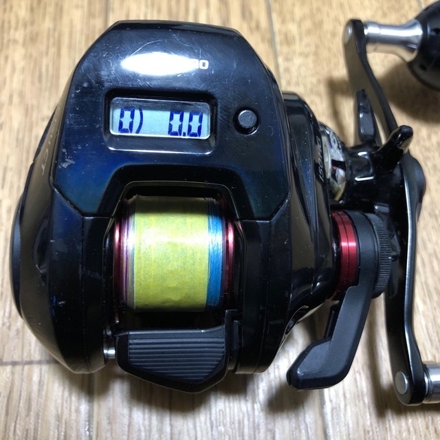 SHIMANO(シマノ)のシマノ 炎月CT150HG 【ジャンク】 スポーツ/アウトドアのフィッシング(リール)の商品写真