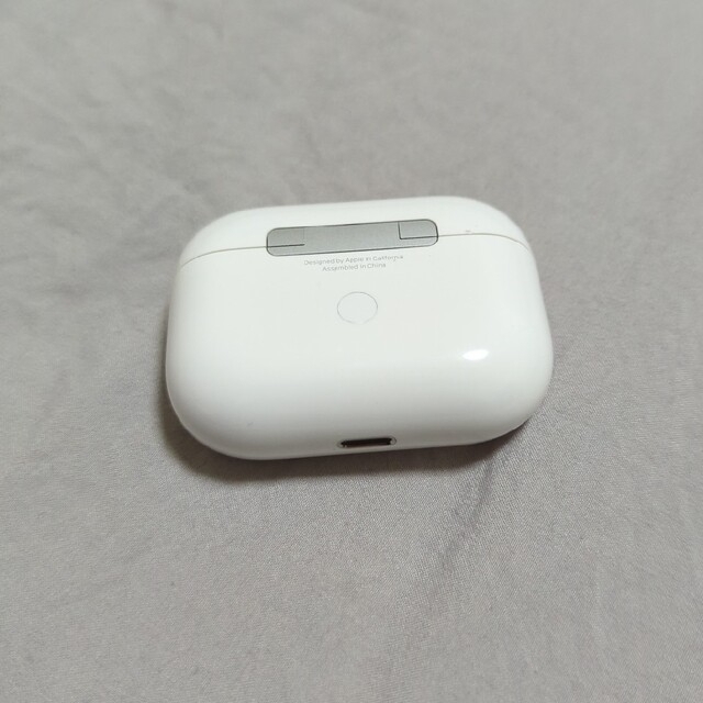 AirPods Pro 充電ケース 1