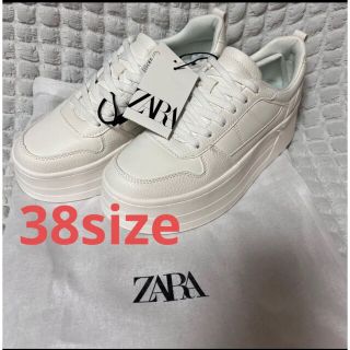 ザラ(ZARA)の新品未使用　ZARA ザラ　プラットフォームスニーカー　38(スニーカー)