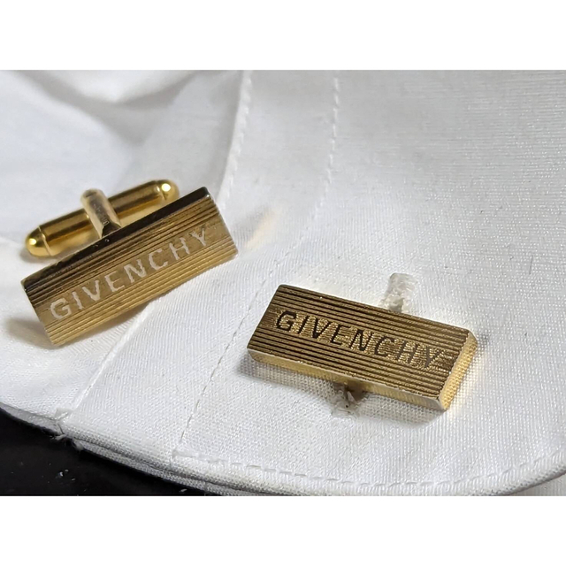 GIVENCHY(ジバンシィ)の◆GIVENCHY カフス　No.435◆ メンズのファッション小物(カフリンクス)の商品写真