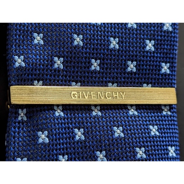 ◆GIVENCHY ネクタイピン   No.434