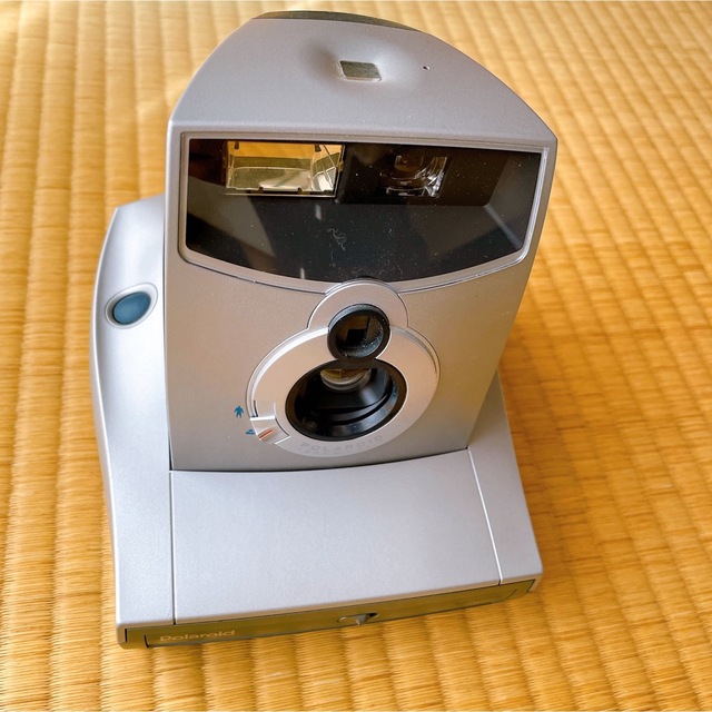 Polaroidポラロイド /1200FF/100mm/11.5  フィルム付き スマホ/家電/カメラのカメラ(フィルムカメラ)の商品写真