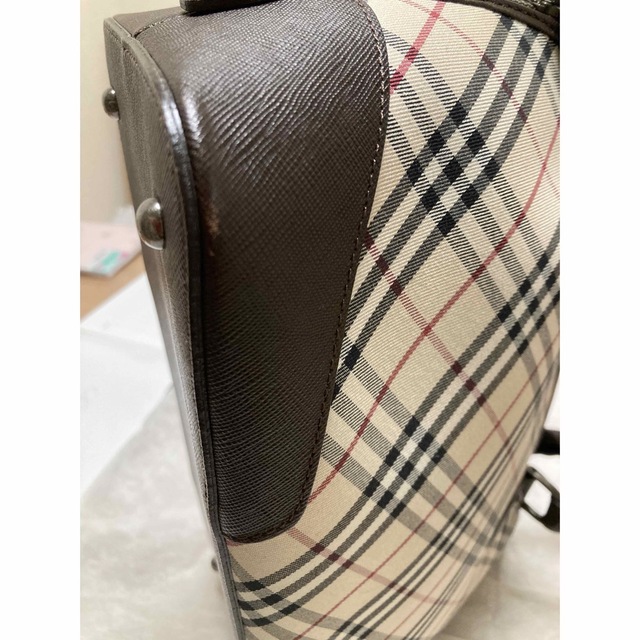 BURBERRY(バーバリー)のBURBERRE バーバリー  バンドバッグ　ノバチェック レディースのバッグ(ハンドバッグ)の商品写真