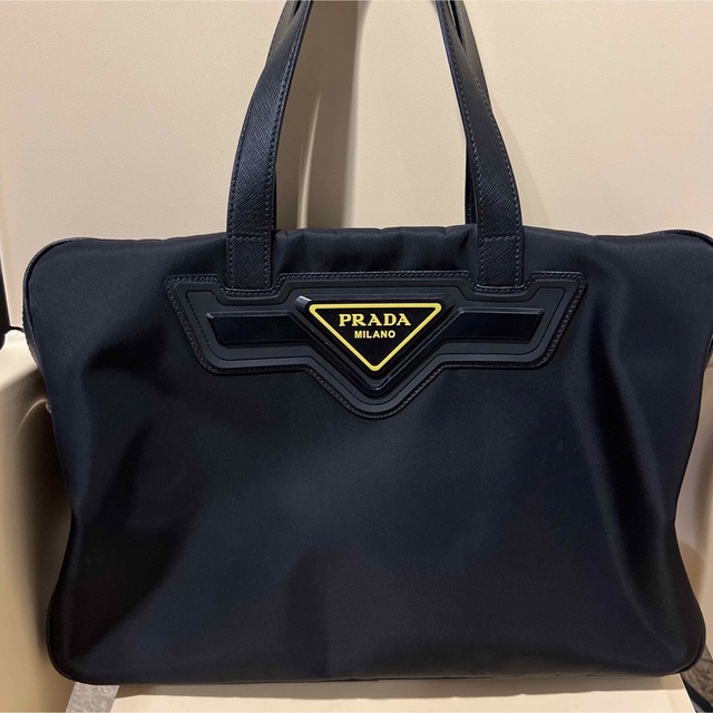 PRADA 正規品 バック