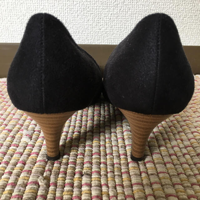 GU(ジーユー)の【メープル様専用】GU スエード調パンプス Sサイズ 22.5 ブラック レディースの靴/シューズ(ハイヒール/パンプス)の商品写真