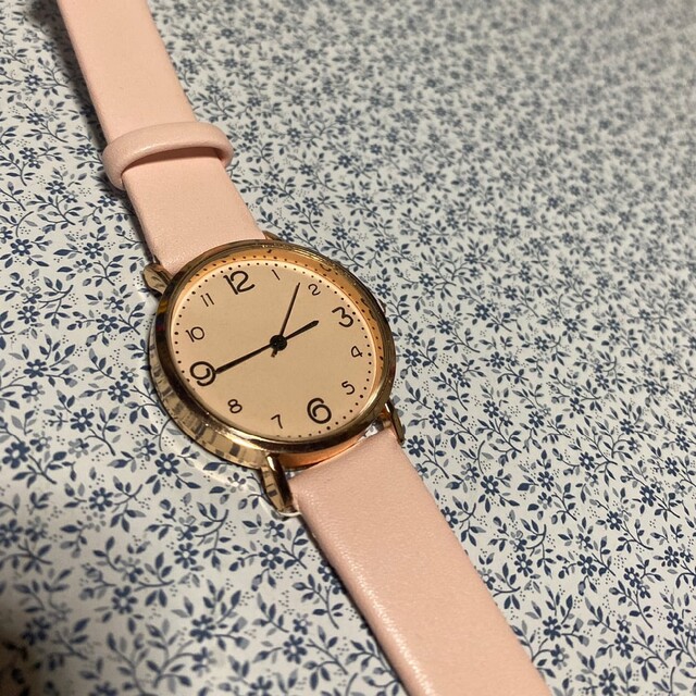 新品 送料無料 新品 送料無料 レディース 腕時計 クォーツ ピンク レディースのファッション小物(腕時計)の商品写真