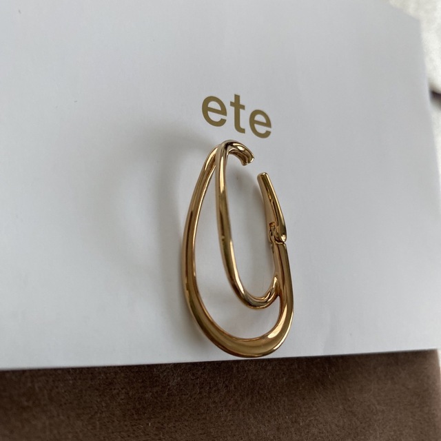 ete(エテ)のete ハグカフ　ダブルライン レディースのアクセサリー(イヤーカフ)の商品写真