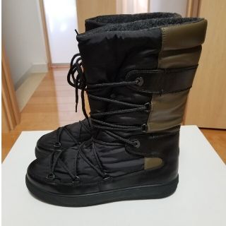 モンクレール スノーブーツの通販 31点 | MONCLERを買うならラクマ