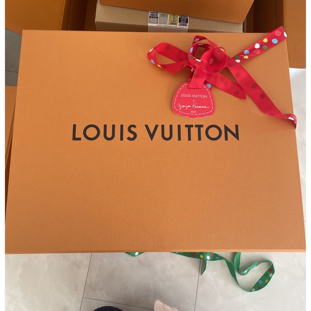 LOUIS VUITTON(ルイヴィトン)のルイヴィトン　フラワーブーケ　希少 メンズのバッグ(ショルダーバッグ)の商品写真