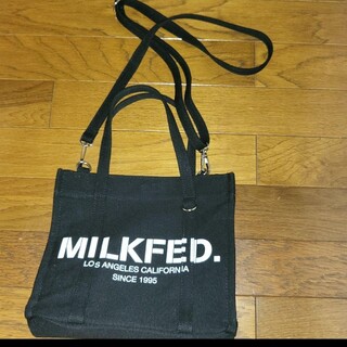 ミルクフェド(MILKFED.)のミルクフェド 2wayショルダー ミニトート バッグ ブラック ビッグロゴ(ショルダーバッグ)
