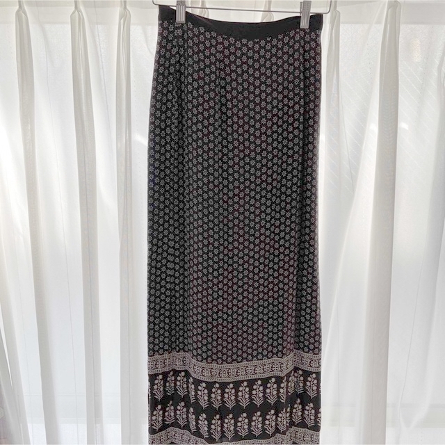 Ungrid(アングリッド)のcredona パネルフラワー柄ロングスカート レディースのスカート(ロングスカート)の商品写真