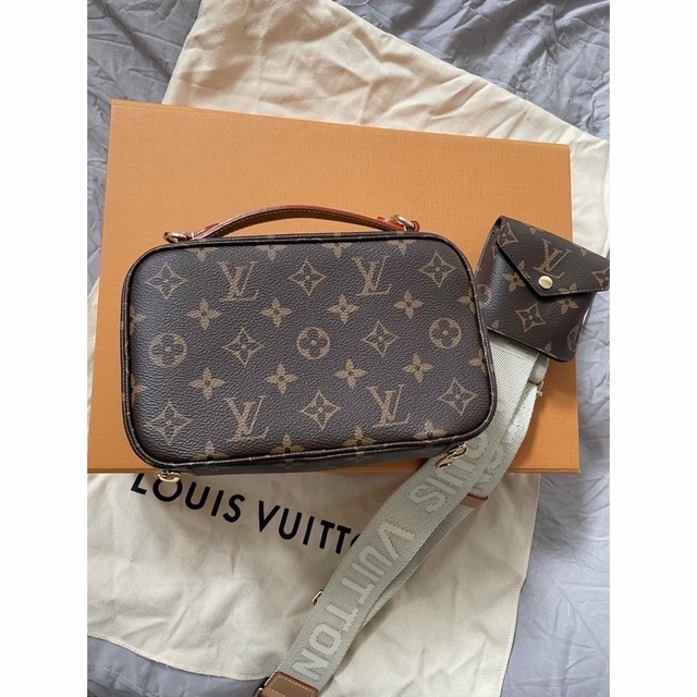 LOUIS VUITTON(ルイヴィトン)のLouis Vuittonショルダー バッグ レディースのバッグ(ショルダーバッグ)の商品写真