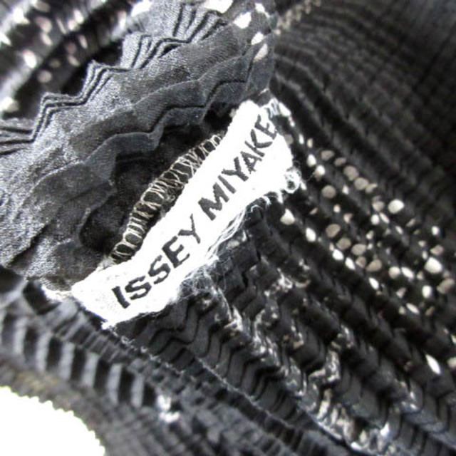 ISSEY MIYAKE イッセイミヤケ クシュクシュトップス 2011 美品プリーツプリーズ