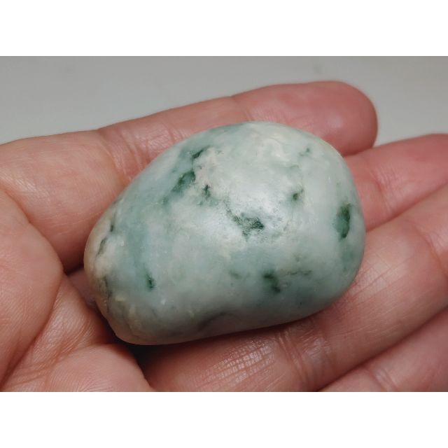 白緑 48g 翡翠 ヒスイ 翡翠原石 原石 鉱物 鑑賞石 自然石 誕生石
