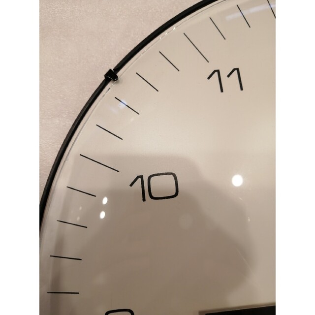 【最終価格　希少】ボーコンセプト　ドラマで使用　掛時計 インテリア/住まい/日用品のインテリア小物(掛時計/柱時計)の商品写真