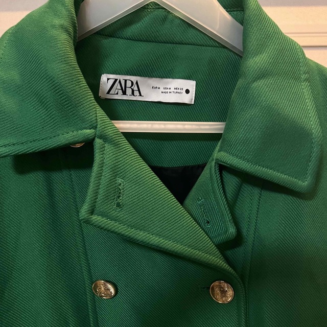 ZARA(ザラ)のZARA グリーン コート レディースのジャケット/アウター(ロングコート)の商品写真