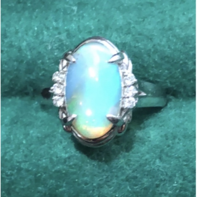 オパール　ダイヤモンド　プラチナリング レディースのアクセサリー(リング(指輪))の商品写真