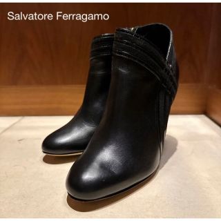 値下げ★Salvatore Ferragamo   新品未使用　ショートブーツ