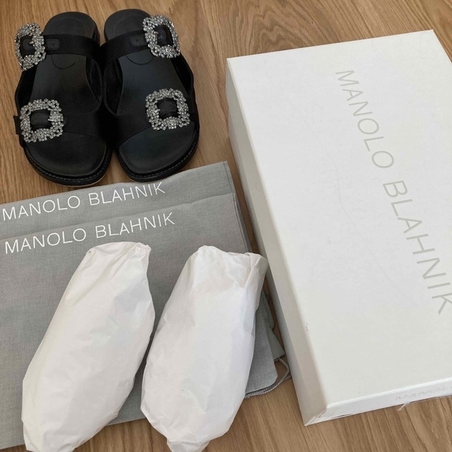 MANOLO BLAHNIK(マノロブラニク)のマノロブラニク　ハンギシ　サンダル　37 レディースの靴/シューズ(サンダル)の商品写真
