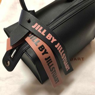 韓国限定のバッグですJILL by JILLSTUART レターリングチャーム トートバック