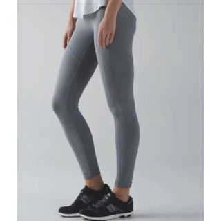 ルルレモン(lululemon)のルルレモン　lululemon レギンス　サイズ4(レギンス/スパッツ)