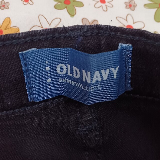 Old Navy(オールドネイビー)の【美品】 OLD NAVY  スキニーパンツ 120 ブラック ウエスト調節あり キッズ/ベビー/マタニティのキッズ服男の子用(90cm~)(パンツ/スパッツ)の商品写真