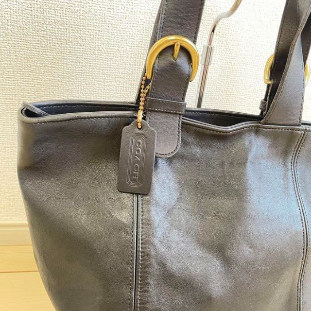 COACH(コーチ)のオールドコーチ ハンドバック 4133 ブラック レザー 本革 タグ 美品 レディースのバッグ(ハンドバッグ)の商品写真