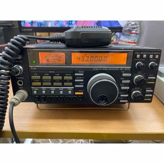 ICOM IC-３７５　430MHzオールモード機(アマチュア無線)