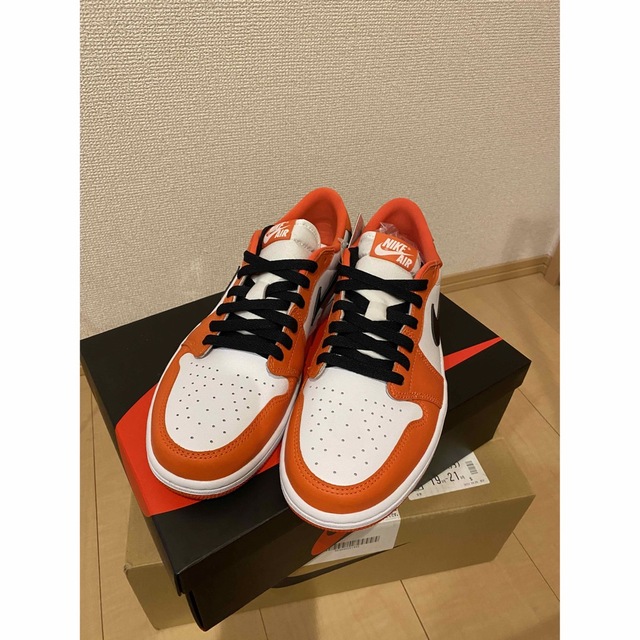 NIKE(ナイキ)のNIKE AIR JORDAN 1 LOW OG "STARFISH"  メンズの靴/シューズ(スニーカー)の商品写真