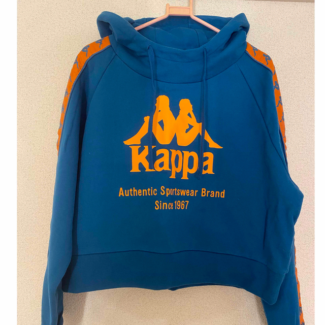 Kappa(カッパ)のkappa ショート丈パーカー 新品未使用タグ付き レディースのトップス(パーカー)の商品写真