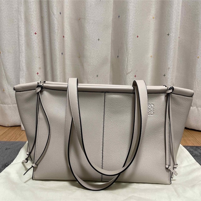 美品】 LOEWE - 【美品】ロエベ クッショントート スモール ベージュ