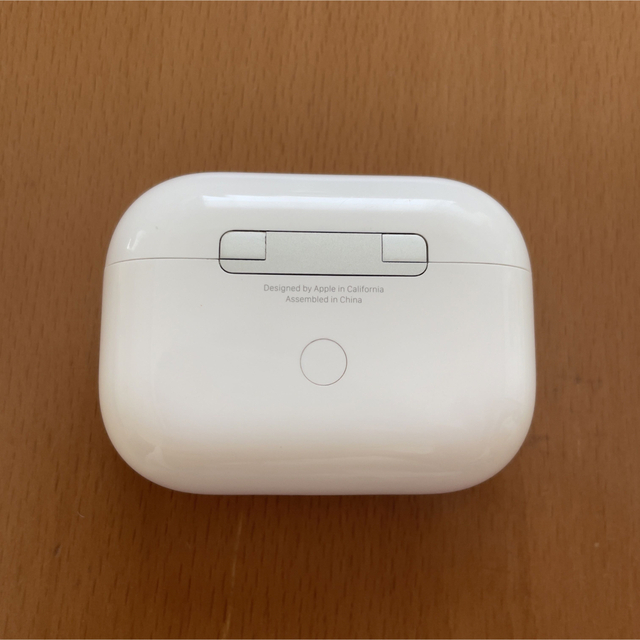 Apple(アップル)のAPPLE AirPods Pro ノイズキャンセリング付完全ワイヤレスイヤホン スマホ/家電/カメラのオーディオ機器(ヘッドフォン/イヤフォン)の商品写真